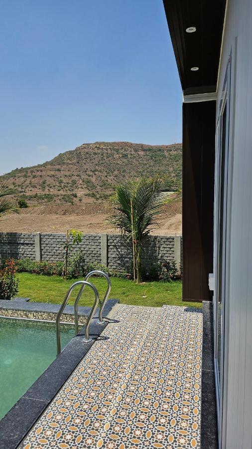 White Lotus Villa Pune Exteriör bild